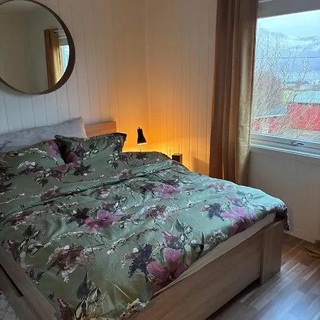 Hus Med Havutsikt I Vakre Vesterålen - Naboen Til Lofoten Feriehus