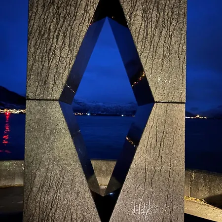 Hus Med Havutsikt I Vakre Vesterålen - Naboen Til Lofoten