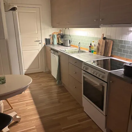 Feriehus Hus Med Havutsikt I Vakre Vesterålen - Naboen Til Lofoten Sortland